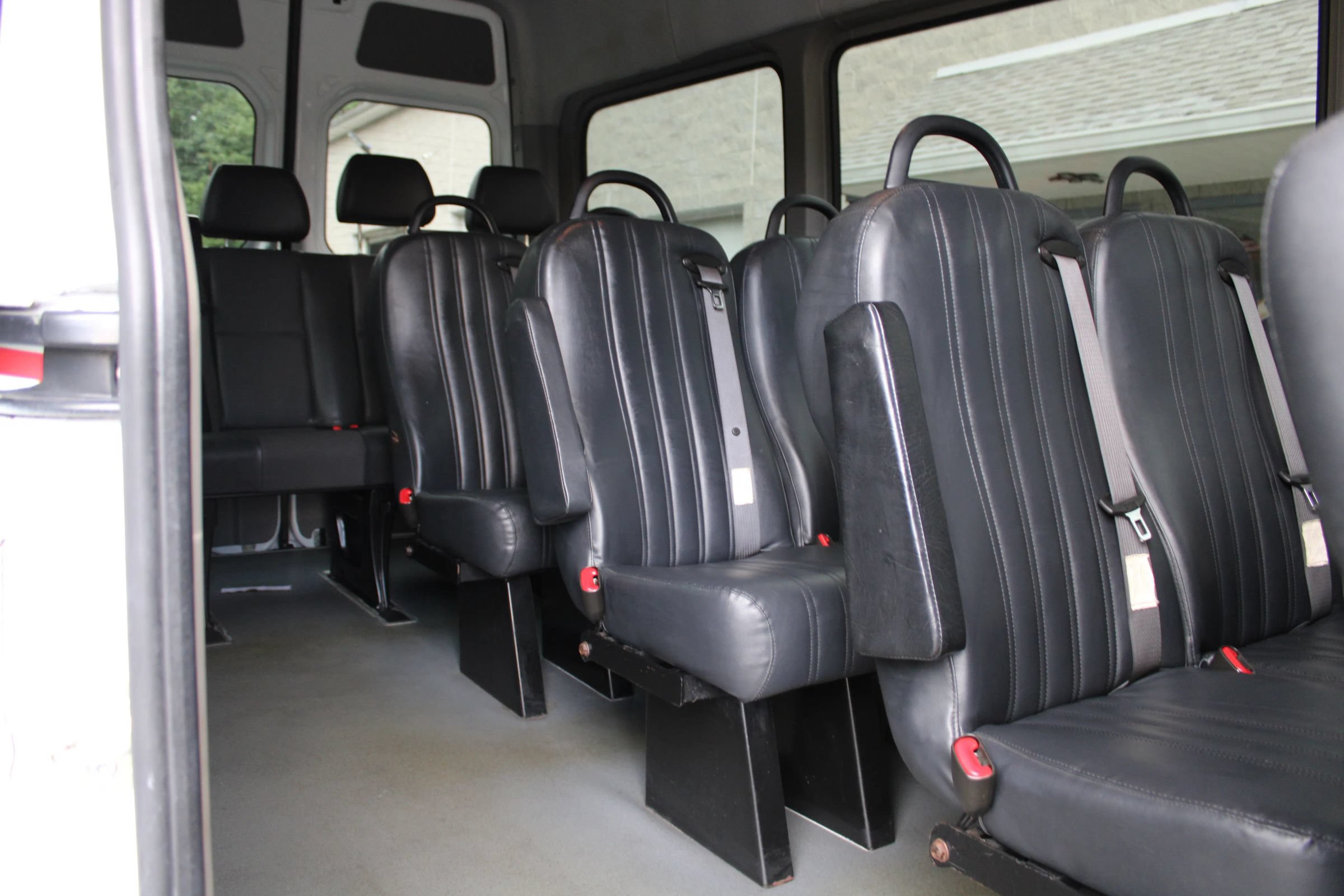 Used 2016 Mercedes-Benz Sprinter 2500 image 15