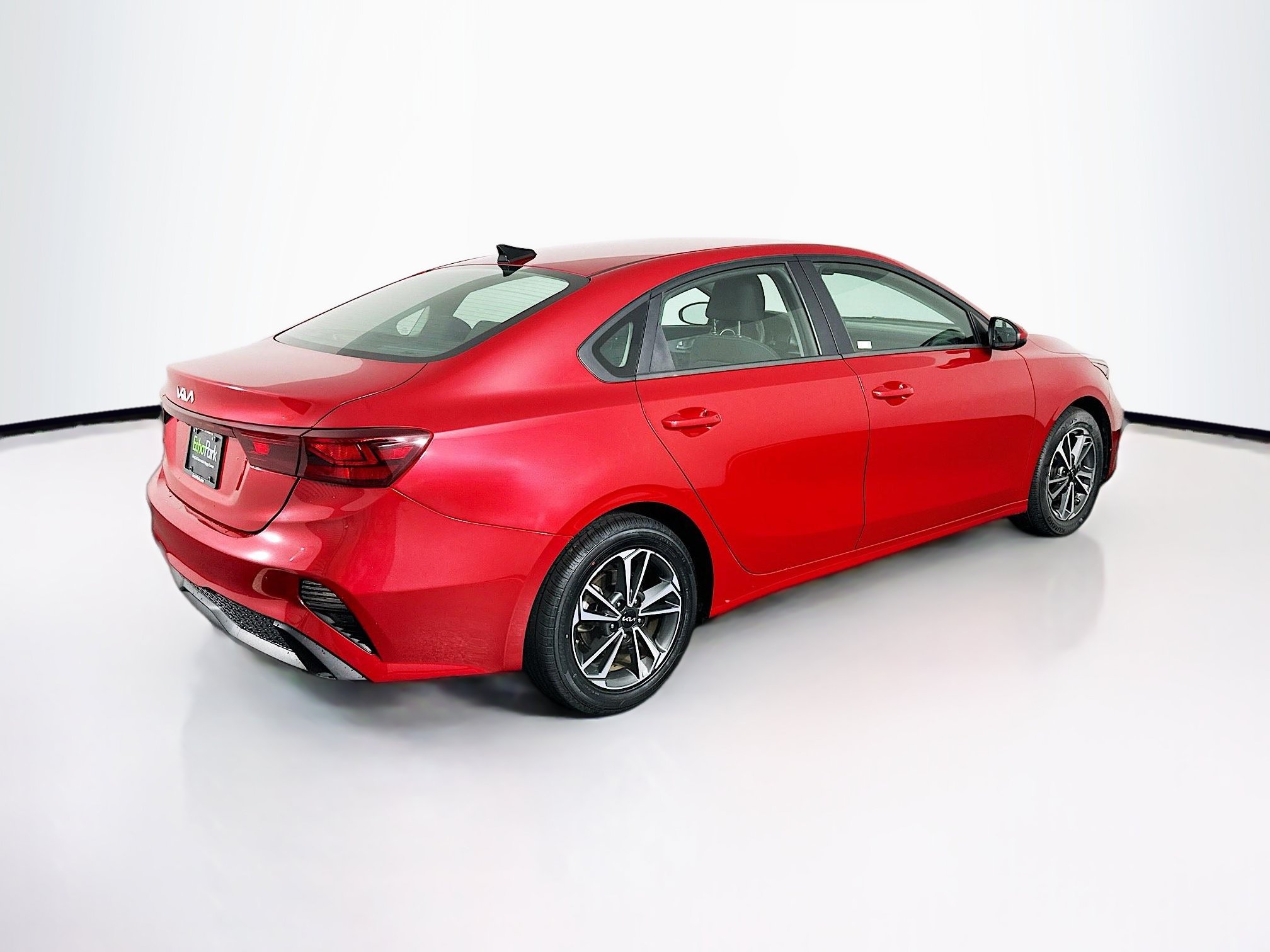 Used 2024 Kia Forte LXS FWD image 9