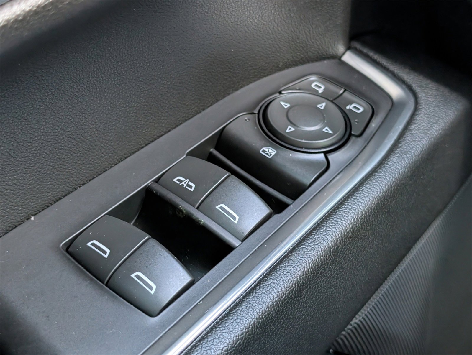 Used 2023 Chevrolet Silverado 1500 LT Trail Boss w/ Protection Package image 29