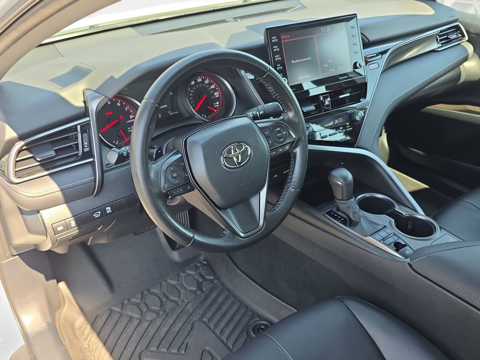 Used 2023 Toyota Camry XSE image 15