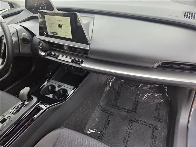 Used 2025 Toyota Prius LE image 20