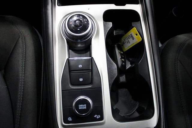 Used 2023 Ford Explorer XLT image 12