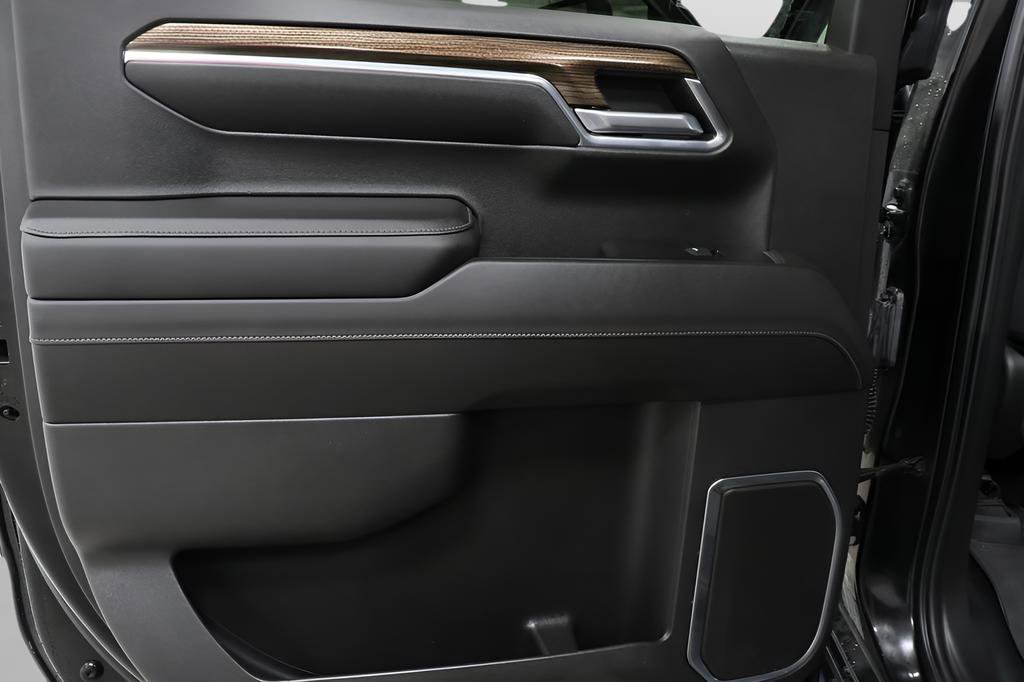 Used 2023 Chevrolet Silverado 1500 RST w/ Convenience Package II image 23