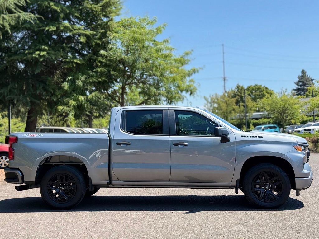 Used 2024 Chevrolet Silverado 1500 Custom w/ LPO, Dark Essentials Package AWD/4WD image 6