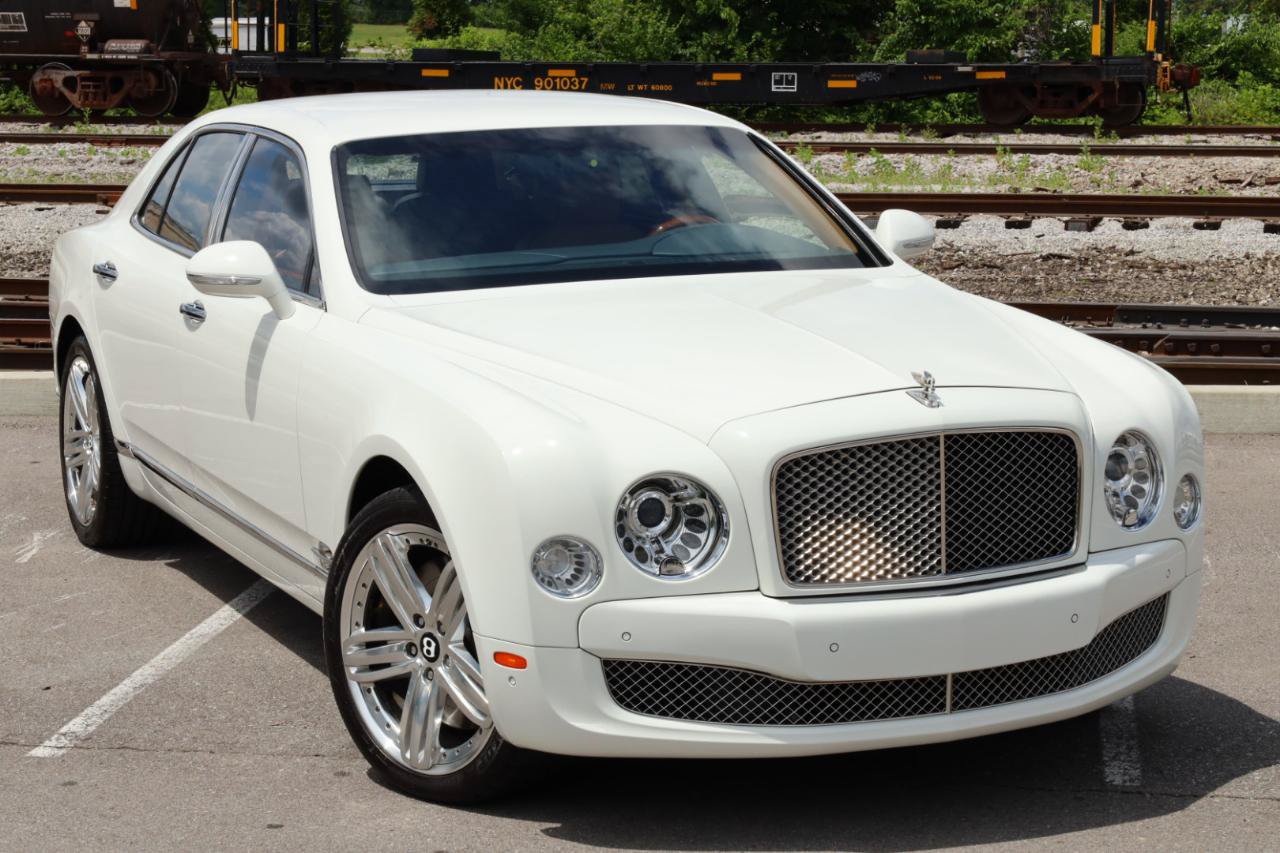 Used 2011 Bentley Mulsanne RWD image 4