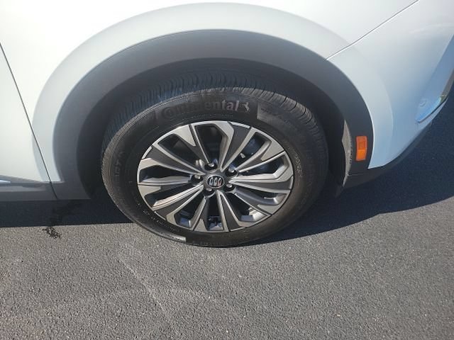Used 2024 Buick Envision Preferred AWD/4WD image 5