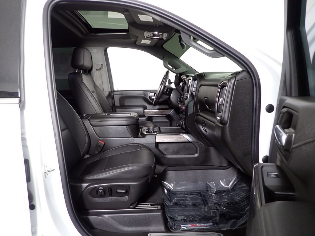 Used 2021 Chevrolet Silverado 3500 LTZ image 47