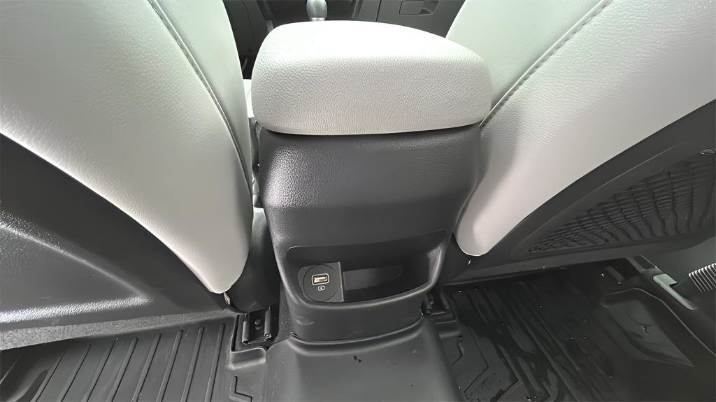 Certified 2022 Hyundai Kona Limited image 30