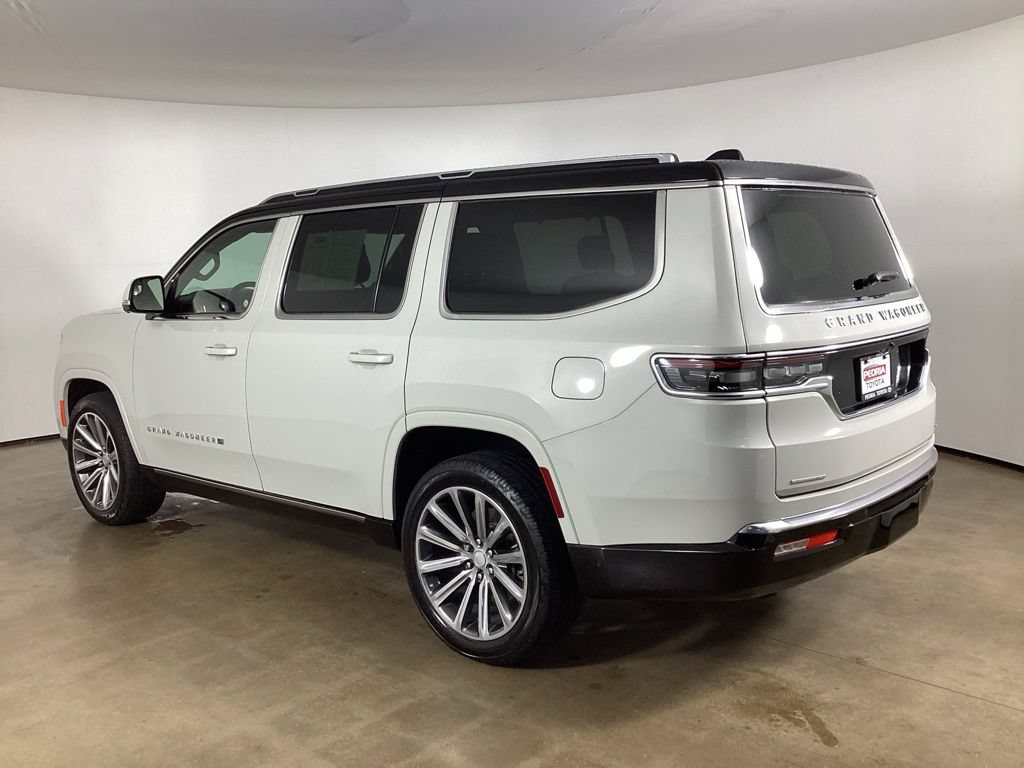 Used 2022 Jeep Grand Wagoneer Series I AWD/4WD image 16