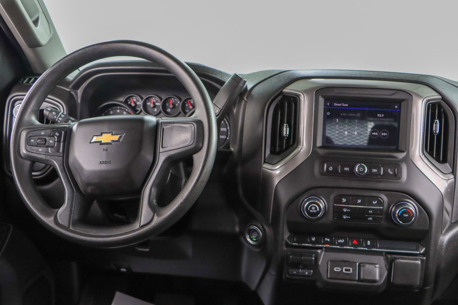 Used 2025 Chevrolet Silverado 2500 W/T w/ WT/CX Safety Package image 16