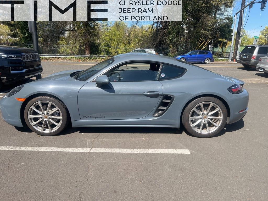 Used 2018 Porsche 718 Cayman image 1