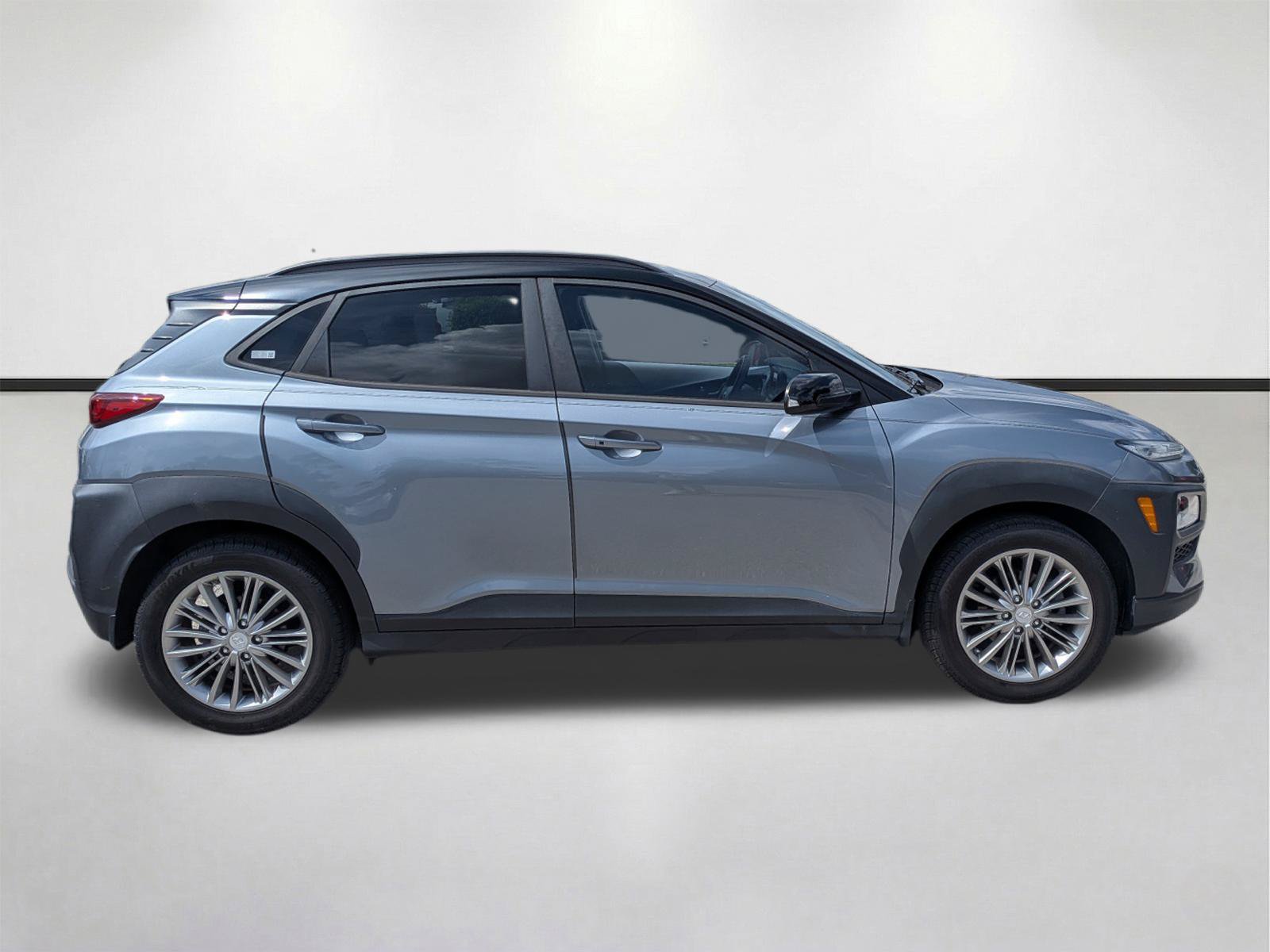 Used 2019 Hyundai Kona SEL FWD image 3