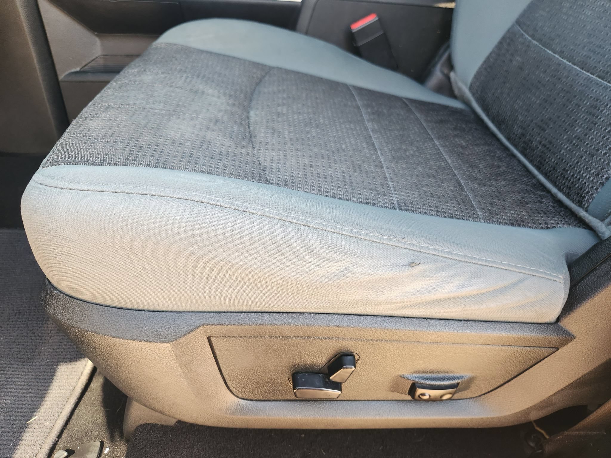 Used 2018 RAM 1500 Big Horn AWD/4WD image 26