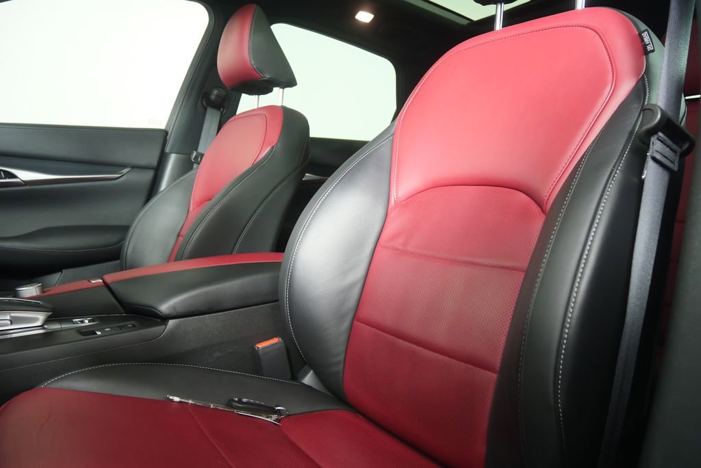 Used 2025 INFINITI QX50 Sport image 11