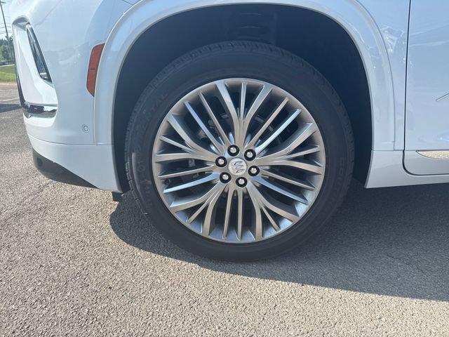 New 2027 Buick Enclave Avenir AWD/4WD image 10
