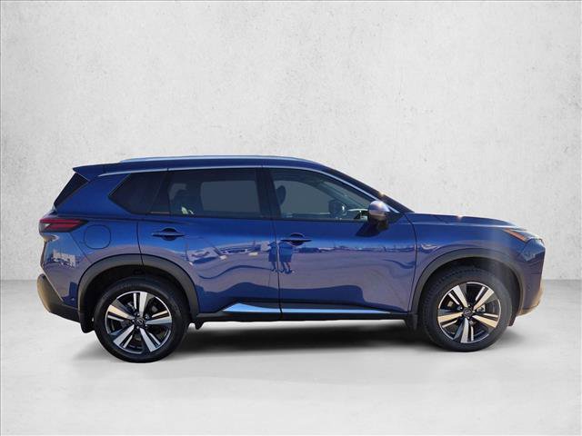 Used 2023 Nissan Rogue SL w/ SL Premium Package image 4