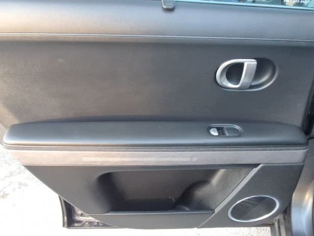 Used 2024 Hyundai Ioniq 5 Limited image 12