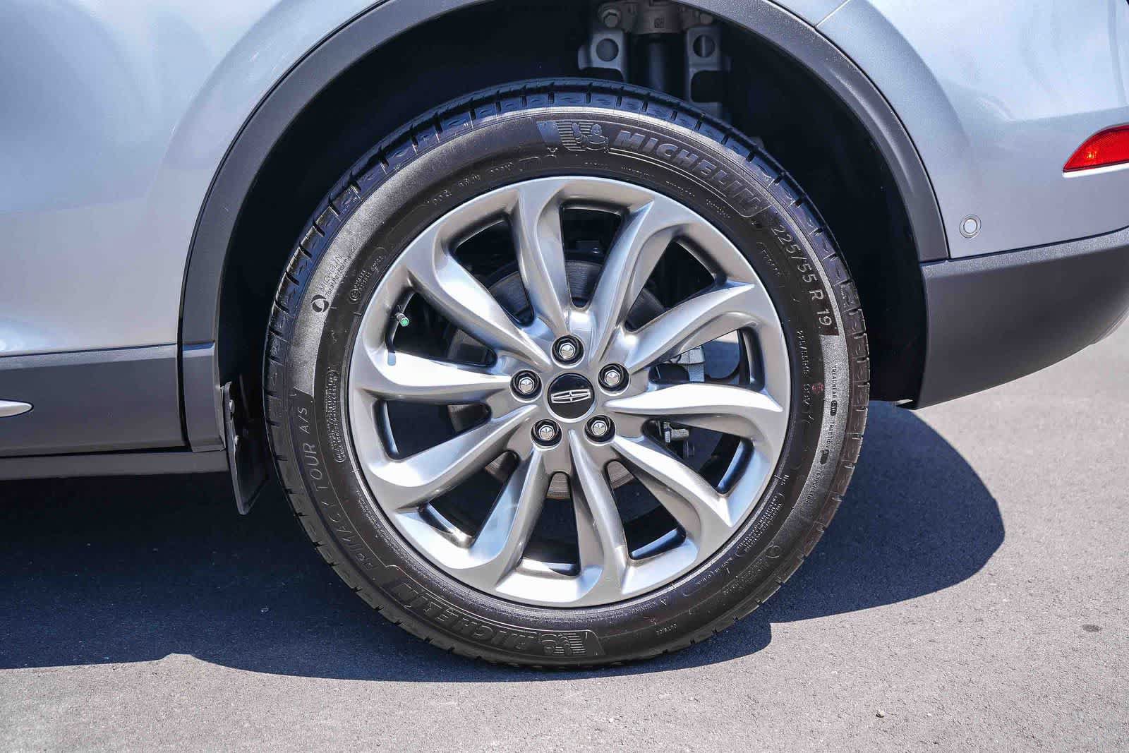 Used 2021 Lincoln Corsair FWD w/ Premium Package image 10