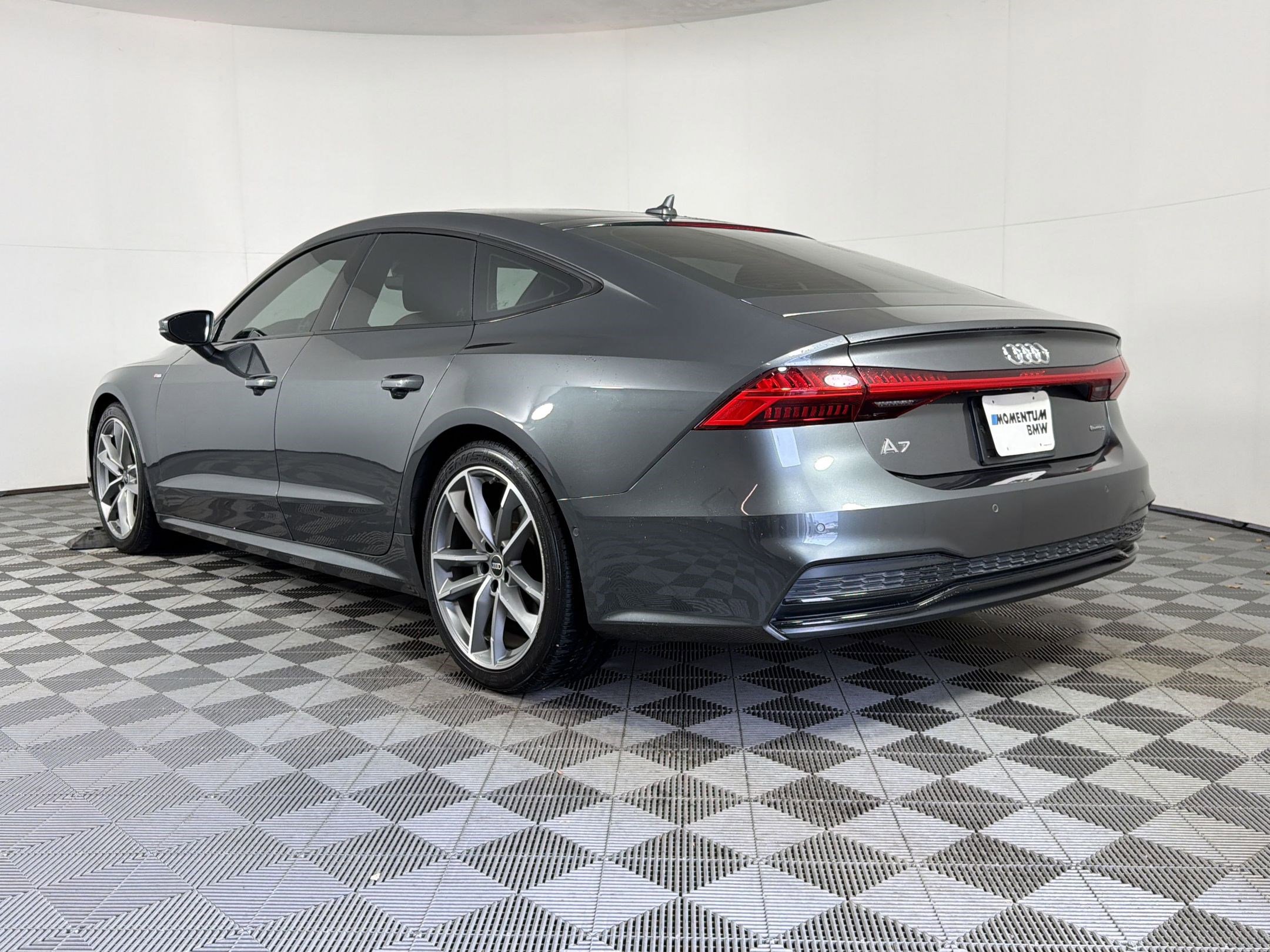 Used 2023 Audi A7 3.0T Premium Plus w/ Premium Plus image 3