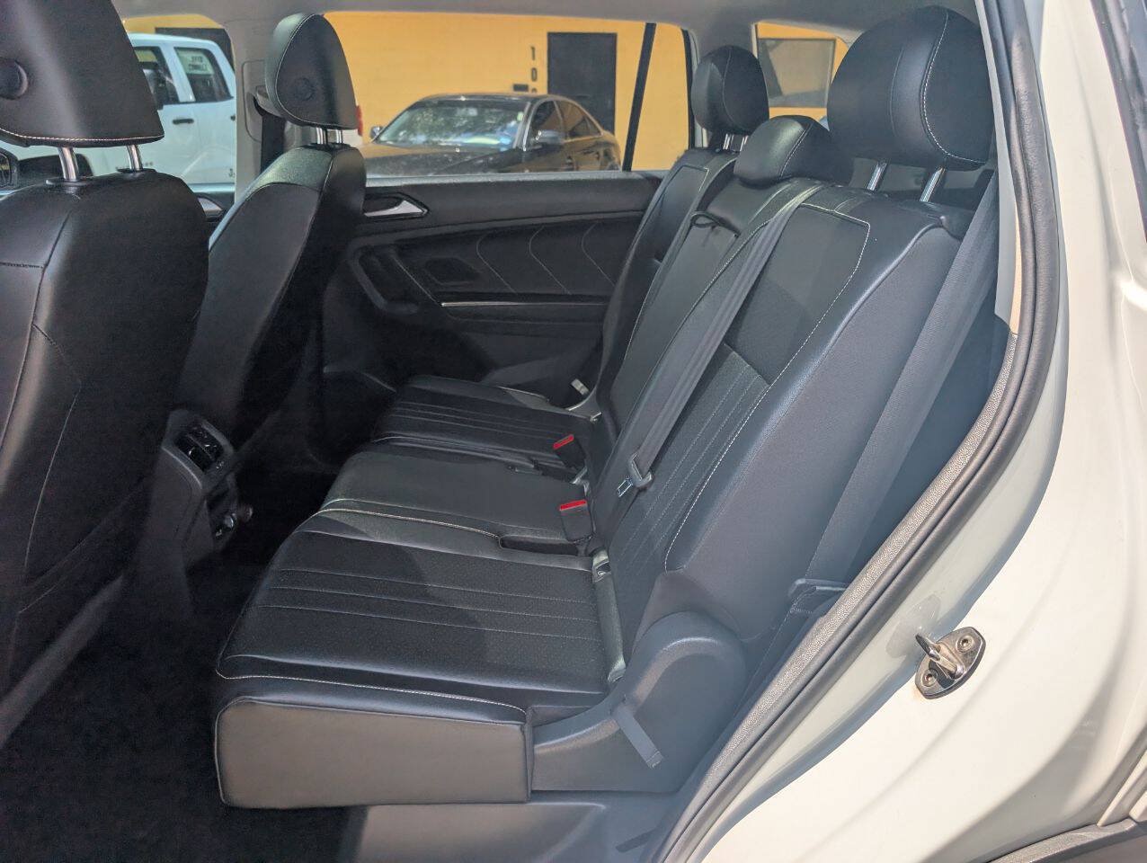 Used 2022 Volkswagen Tiguan SE FWD image 29
