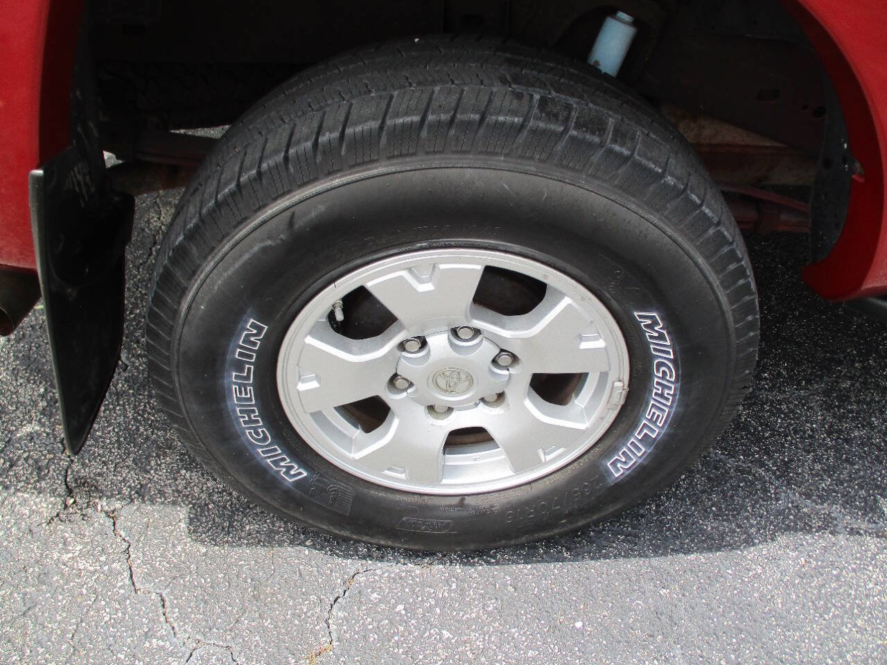 Used 2013 Toyota Tacoma PreRunner w/ TRD Off-Road Pkg RWD image 29