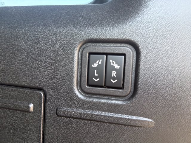 Used 2024 GMC Hummer EV 3X w/ LPO, Sport Package AWD/4WD image 43