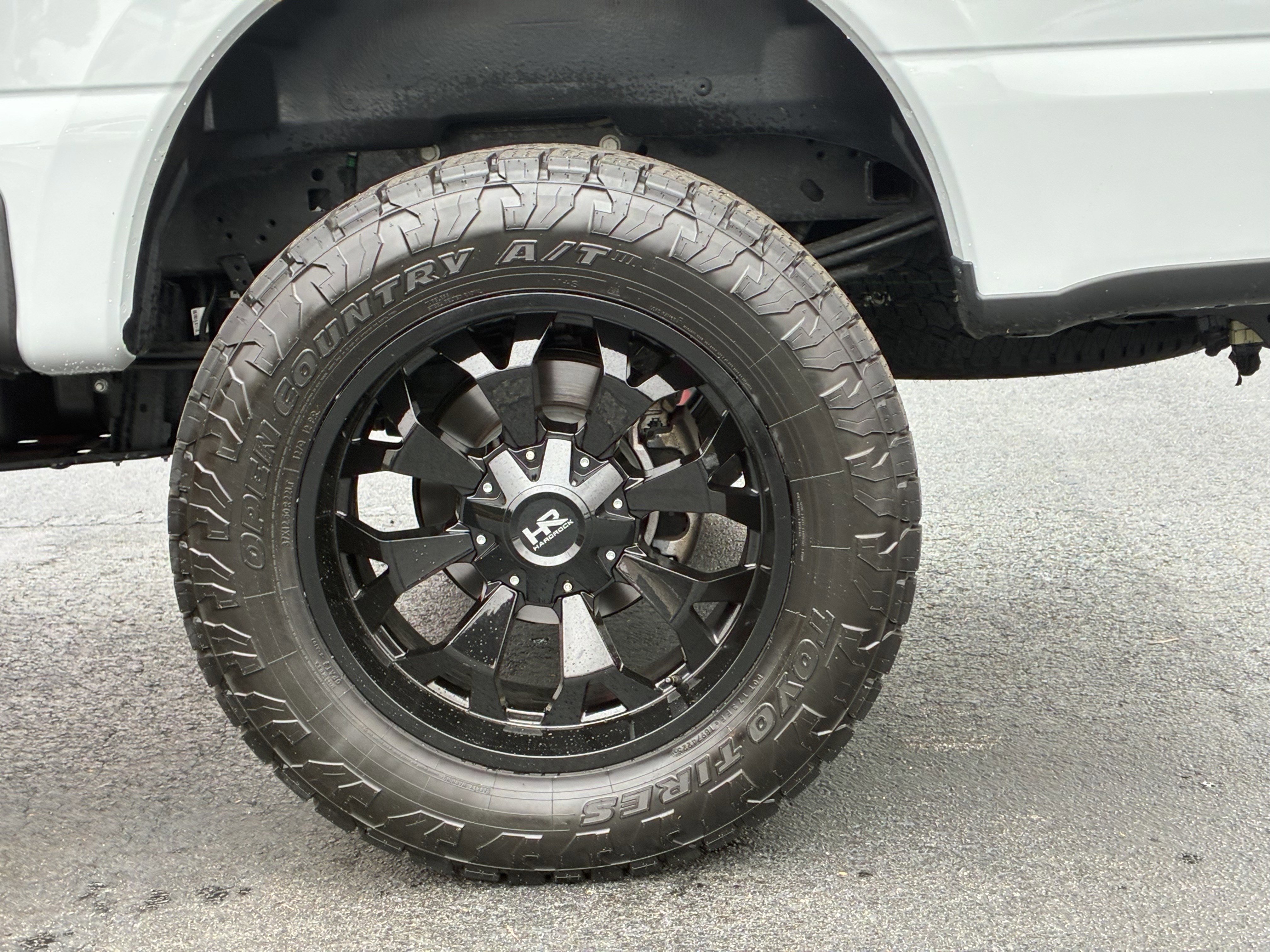 Used 2026 Ford F250 Platinum AWD/4WD image 12