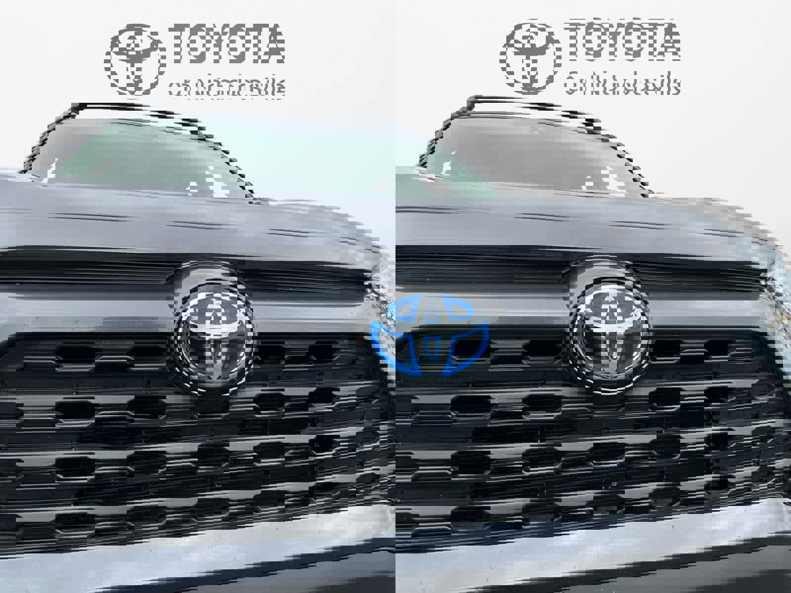 Used 2023 Toyota RAV4 XLE w/ Convenience Package image 25