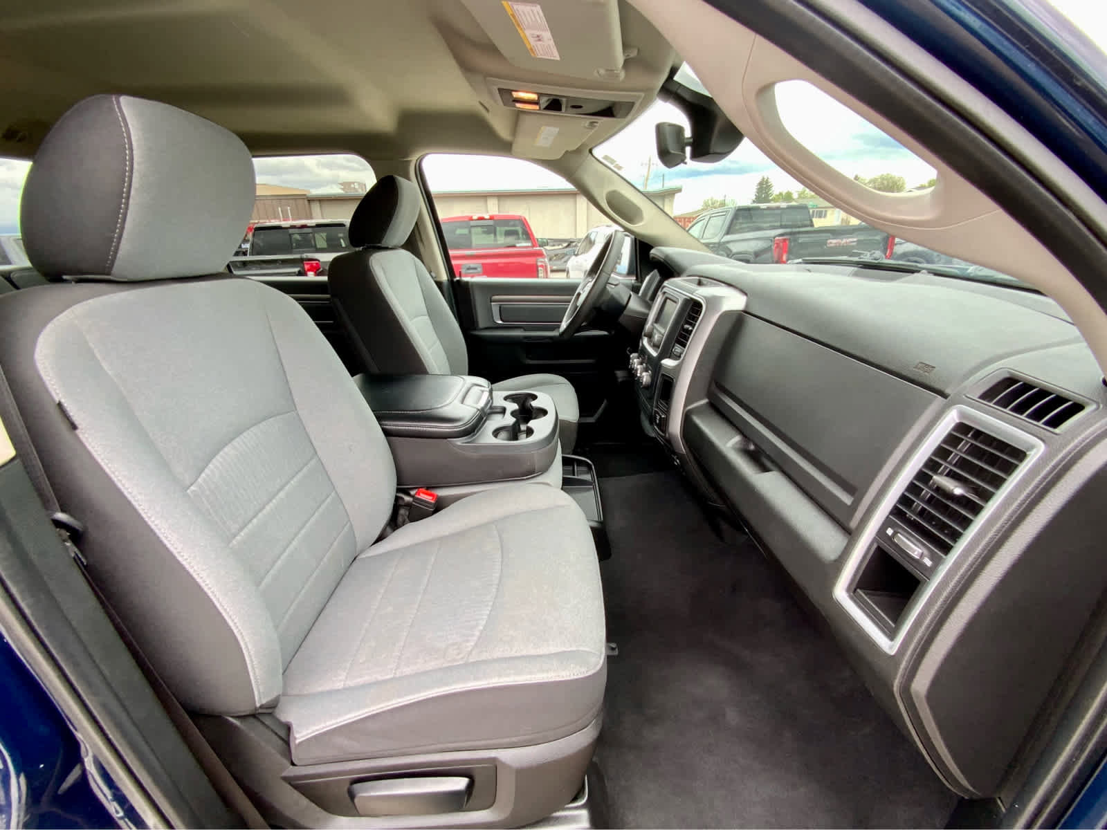 Used 2023 RAM 1500 Classic SLT AWD/4WD image 23