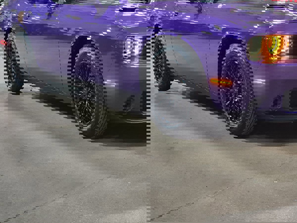 Used 2019 Dodge Challenger SXT image 16