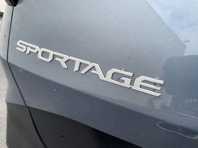 Used 2023 Kia Sportage EX image 14
