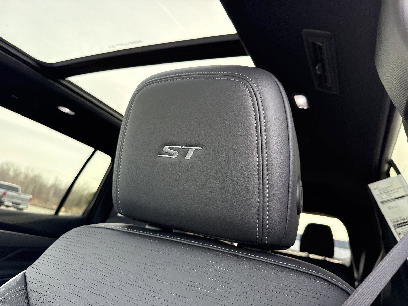 New 2026 Buick Enclave Sport Touring w/ Power Package image 34