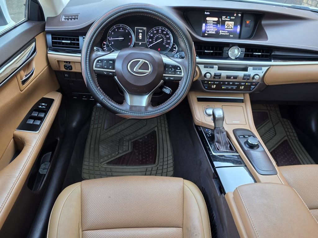 Used 2017 Lexus ES 350 FWD image 11