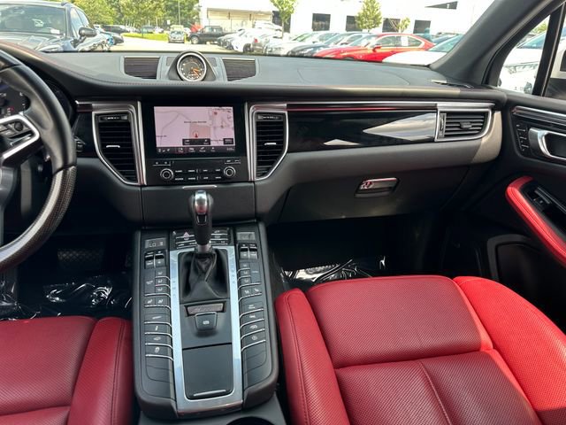 Used 2017 Porsche Macan GTS AWD/4WD image 16