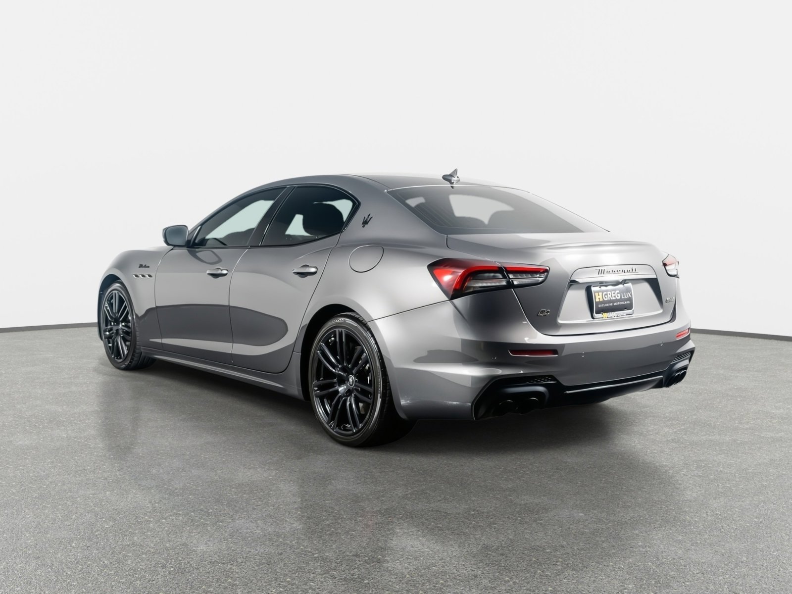 Used 2023 Maserati Ghibli Modena Q4 AWD/4WD image 12