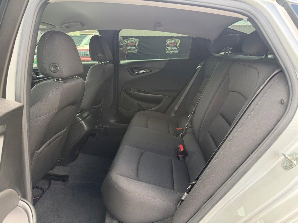 Used 2021 Chevrolet Malibu LS FWD image 39