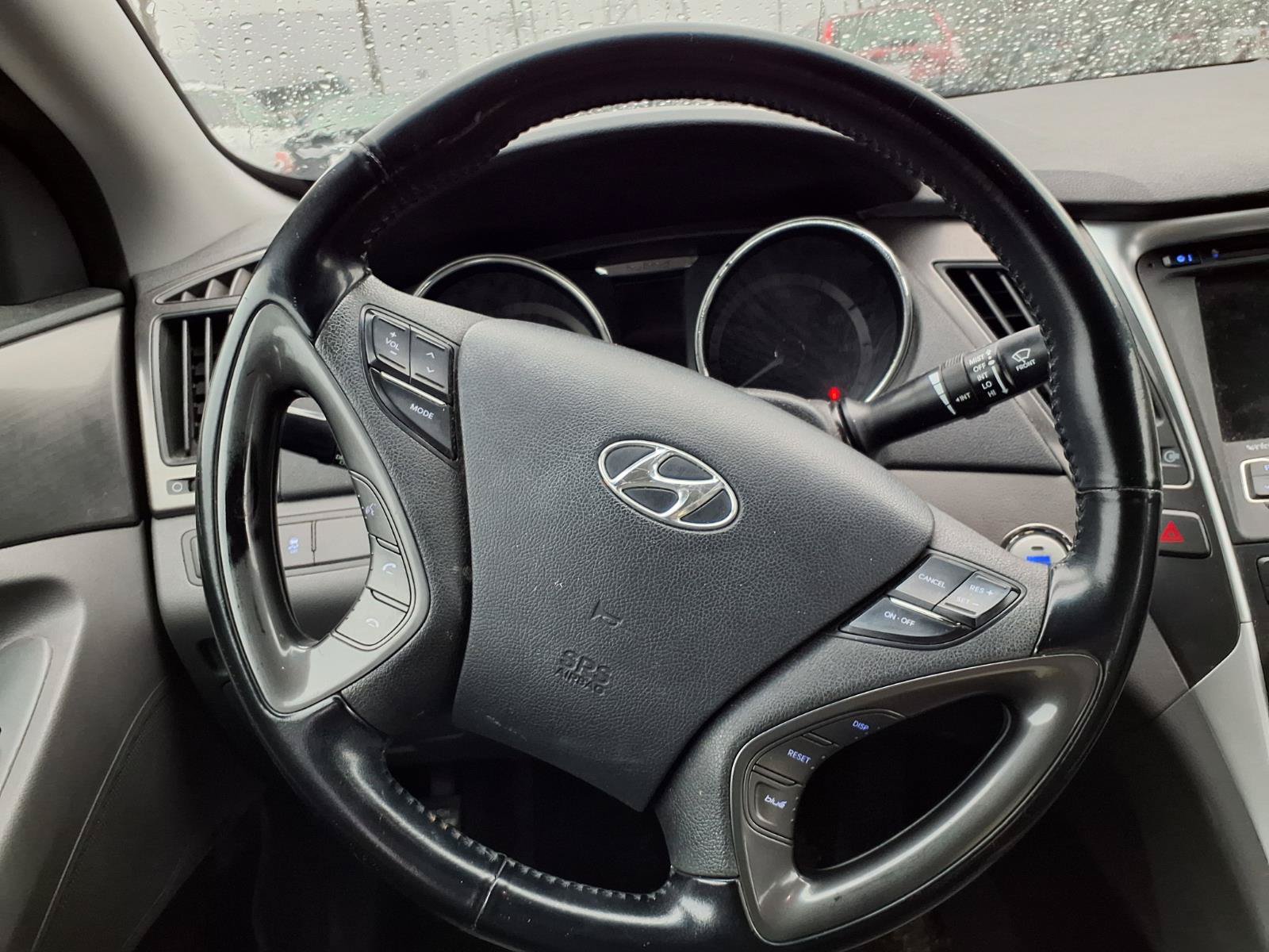 Used 2014 Hyundai Sonata Limited w/ Panoramic Sunroof Package 02 FWD image 20