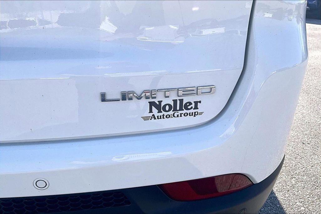 Used 2022 Jeep Compass Limited image 8