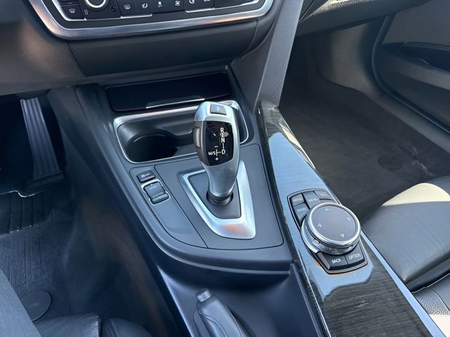 Used 2015 BMW 320i xDrive Sedan AWD/4WD image 13
