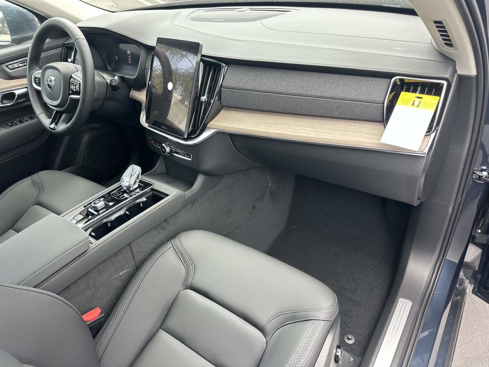 New 2026 Volvo XC90 B5 Plus AWD/4WD image 22