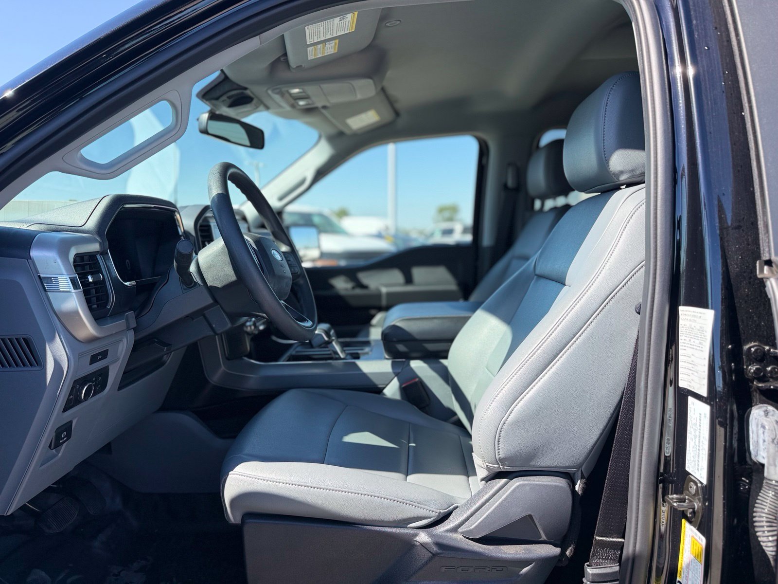 Used 2022 Ford F150 Lightning Pro AWD/4WD image 5