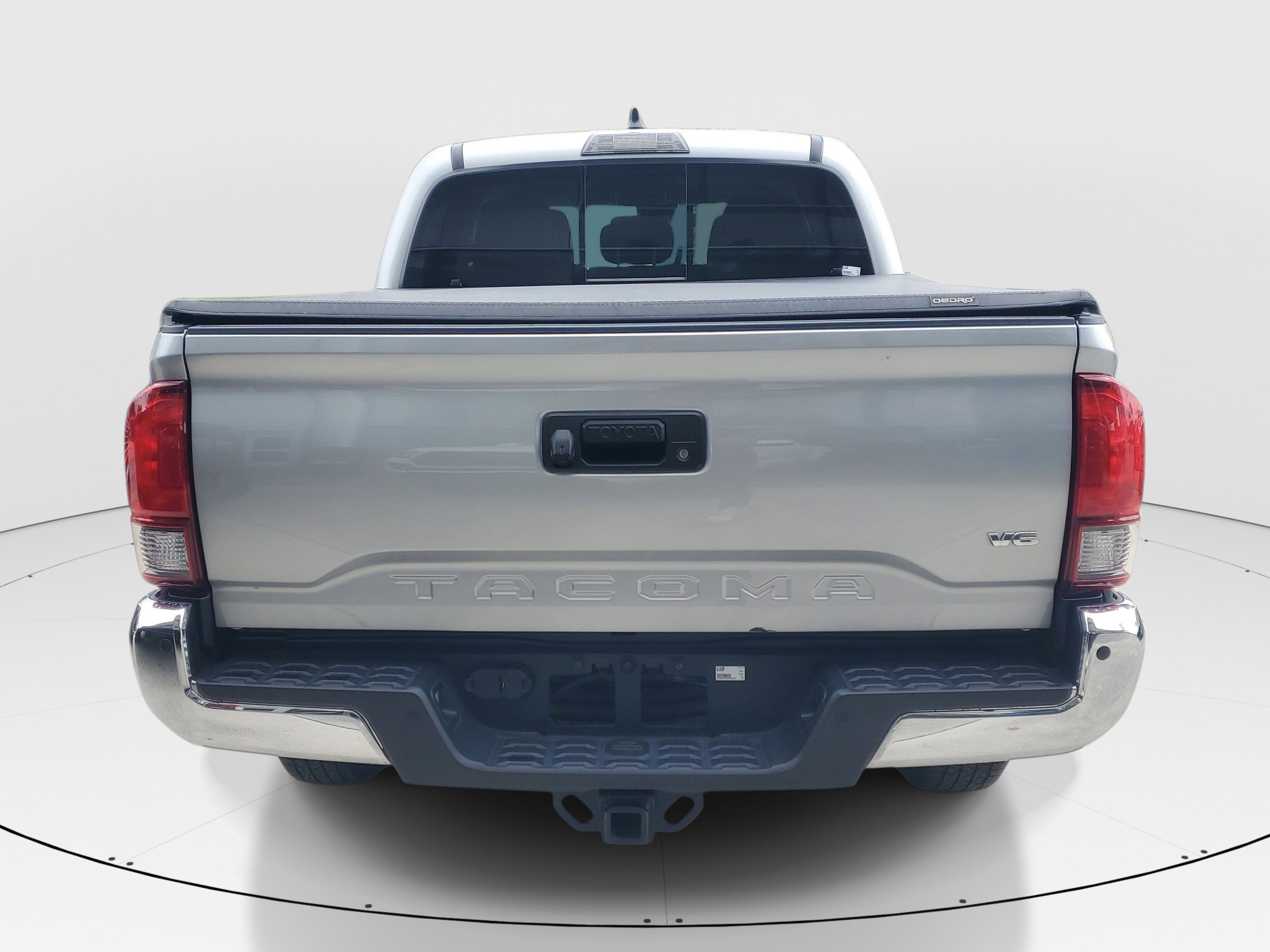 Used 2023 Toyota Tacoma SR5 RWD image 4