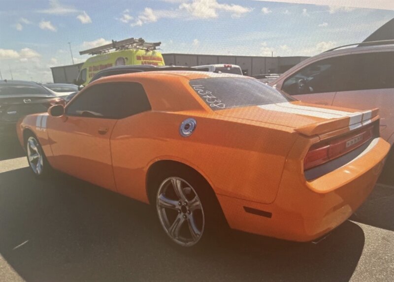 Used 2014 Dodge Challenger R/T Plus RWD image 5
