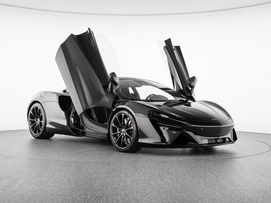 New 2026 McLaren Artura RWD image 49