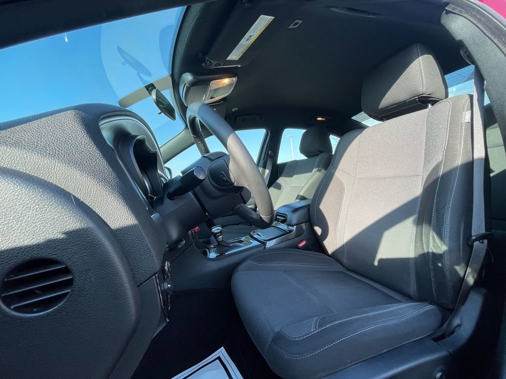 Used 2019 Dodge Charger SXT image 19