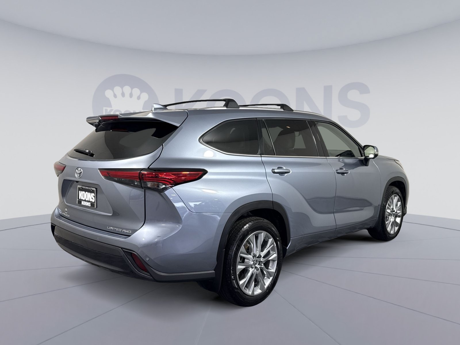Used 2023 Toyota Highlander Limited AWD/4WD image 7
