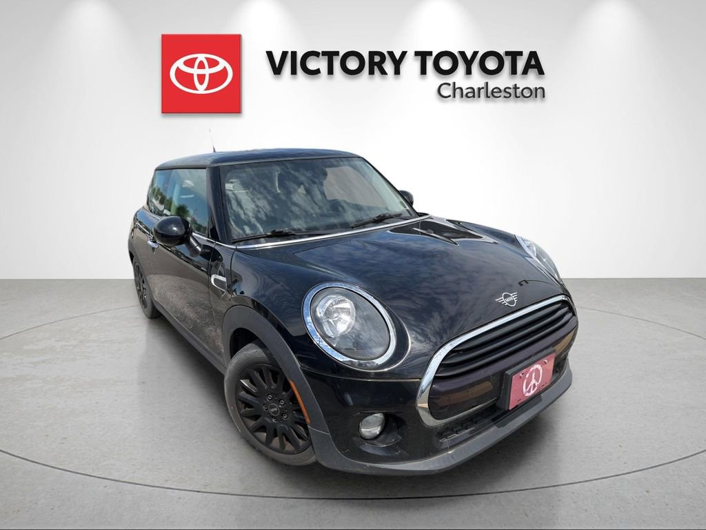 Used 2019 MINI Cooper 2-Door Hardtop FWD image 3