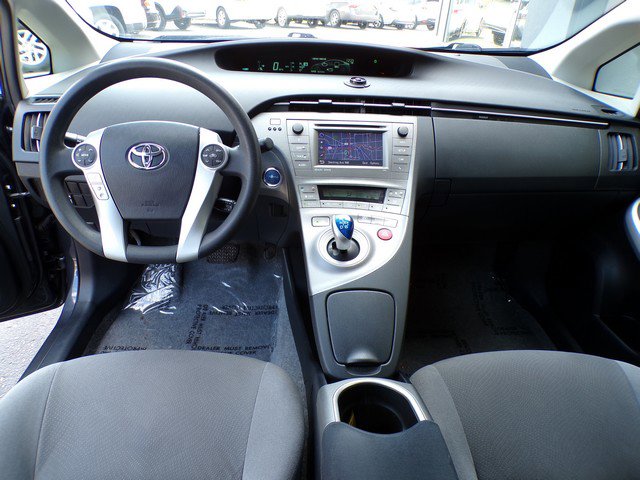 Used 2013 Toyota Prius Three FWD image 11