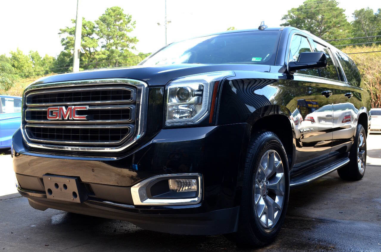 Used 2017 GMC Yukon XL SLT w/ Open Road Package image 2