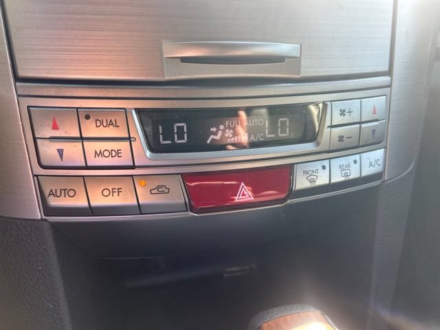 Used 2014 Subaru Outback 2.5i Limited AWD/4WD image 23